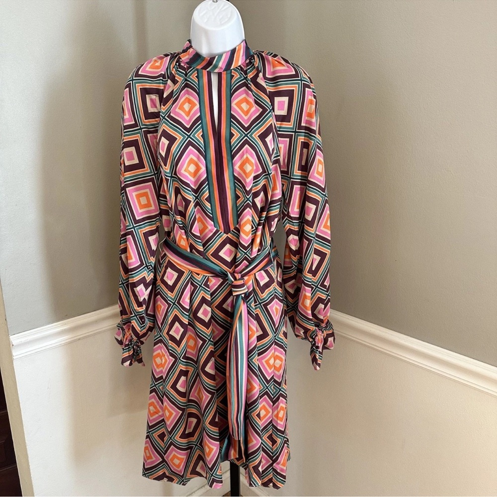 Trina Turk Sunburst Drapery Shirtdress Geometric Pattern‎ Size Small